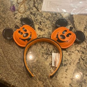 Brand New WO tags pumpkin Mickey ears